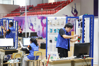 江蘇職校技能大賽“物聯(lián)網(wǎng)技術(shù)應(yīng)用”賽項(xiàng)在南通開幕，南通職大學(xué)生團(tuán)隊(duì)勇奪頭獎(jiǎng)